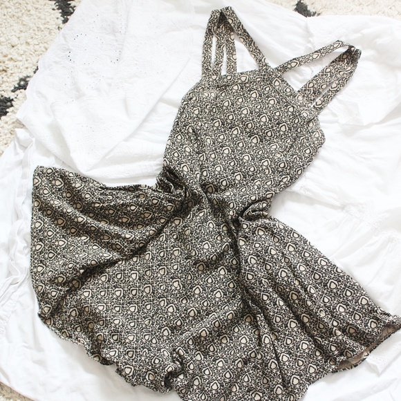 Drip Drop Romper - Picture 2 of 4